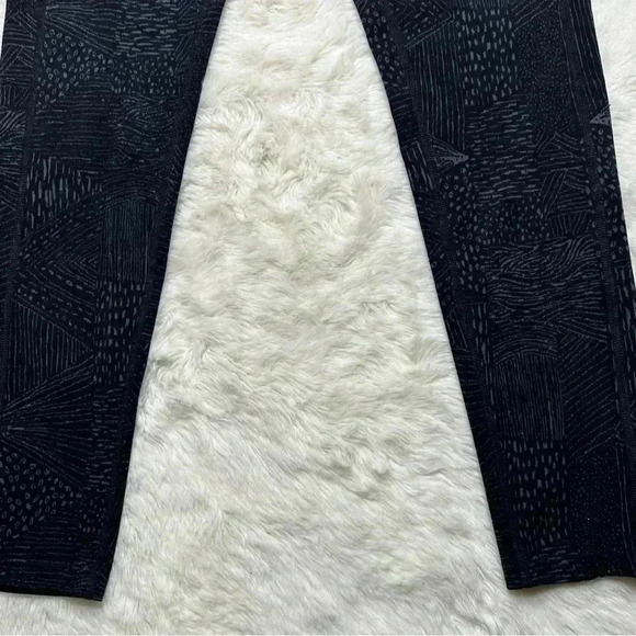 Tuff Athletics Leggings Black & Grey Size Medium - Picture 4 of 16